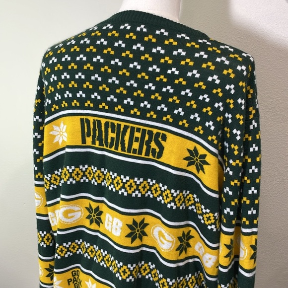 NFL Green and Yellow Crewneck Sweater - Picture 6 of 12